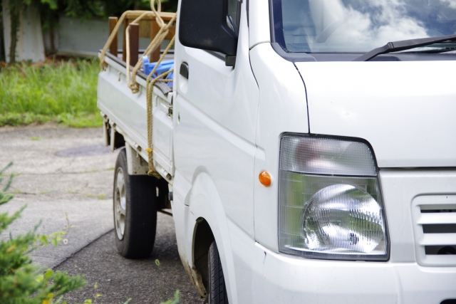 トラックの荷台の寸法と形状 はみ出し可能な範囲とロープの結び方 トラック買取の一括査定王